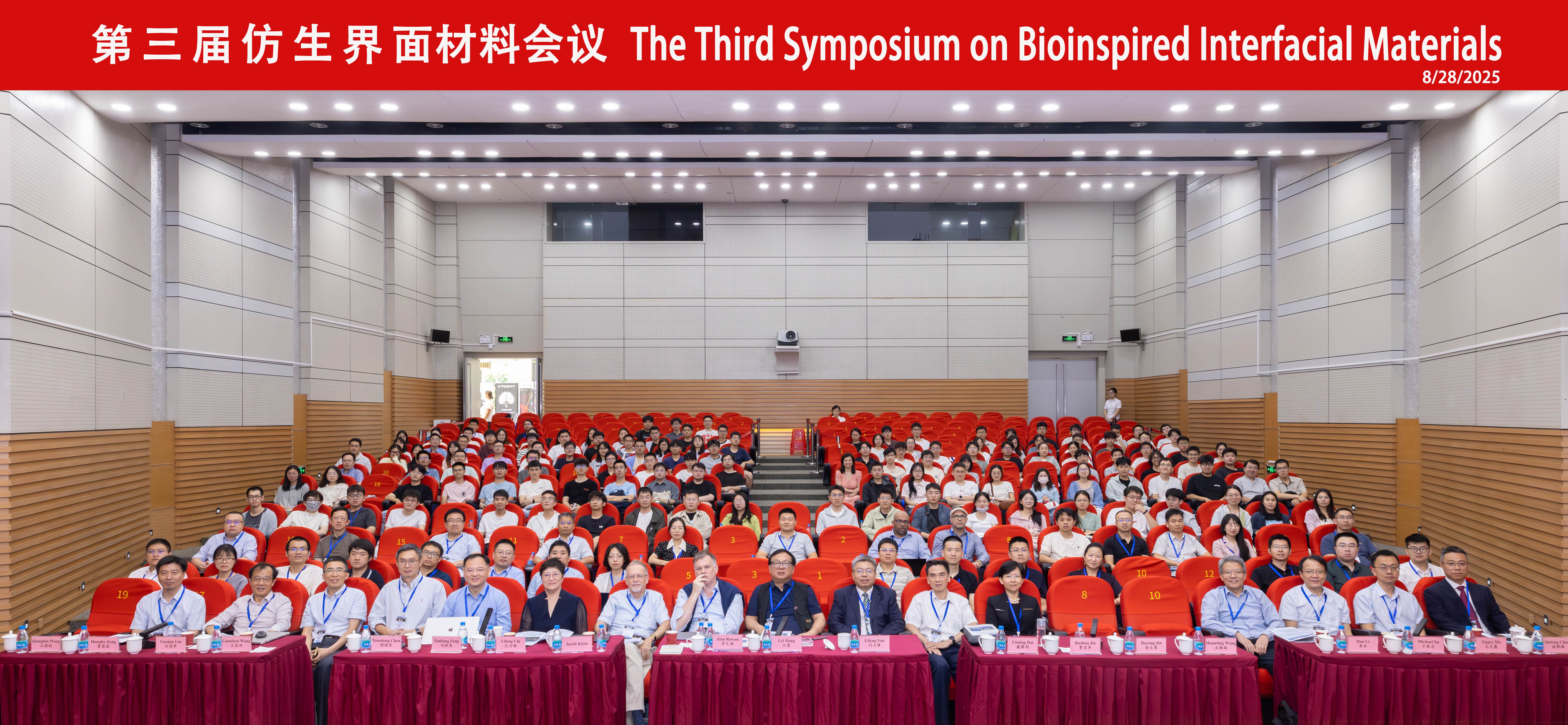 03_11394811.jpg 03_11394811.jpg