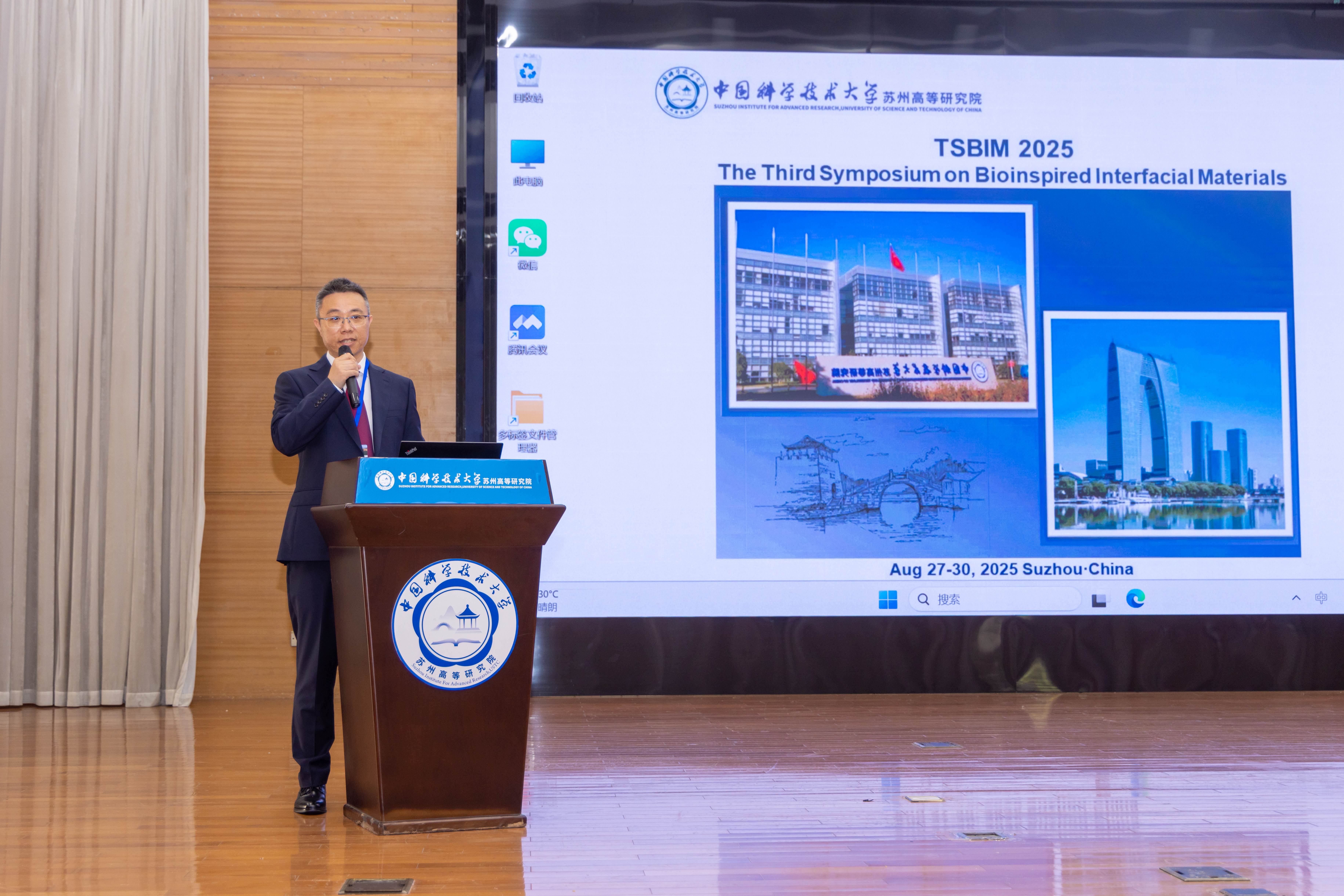 03_11393719.jpg 03_11393719.jpg