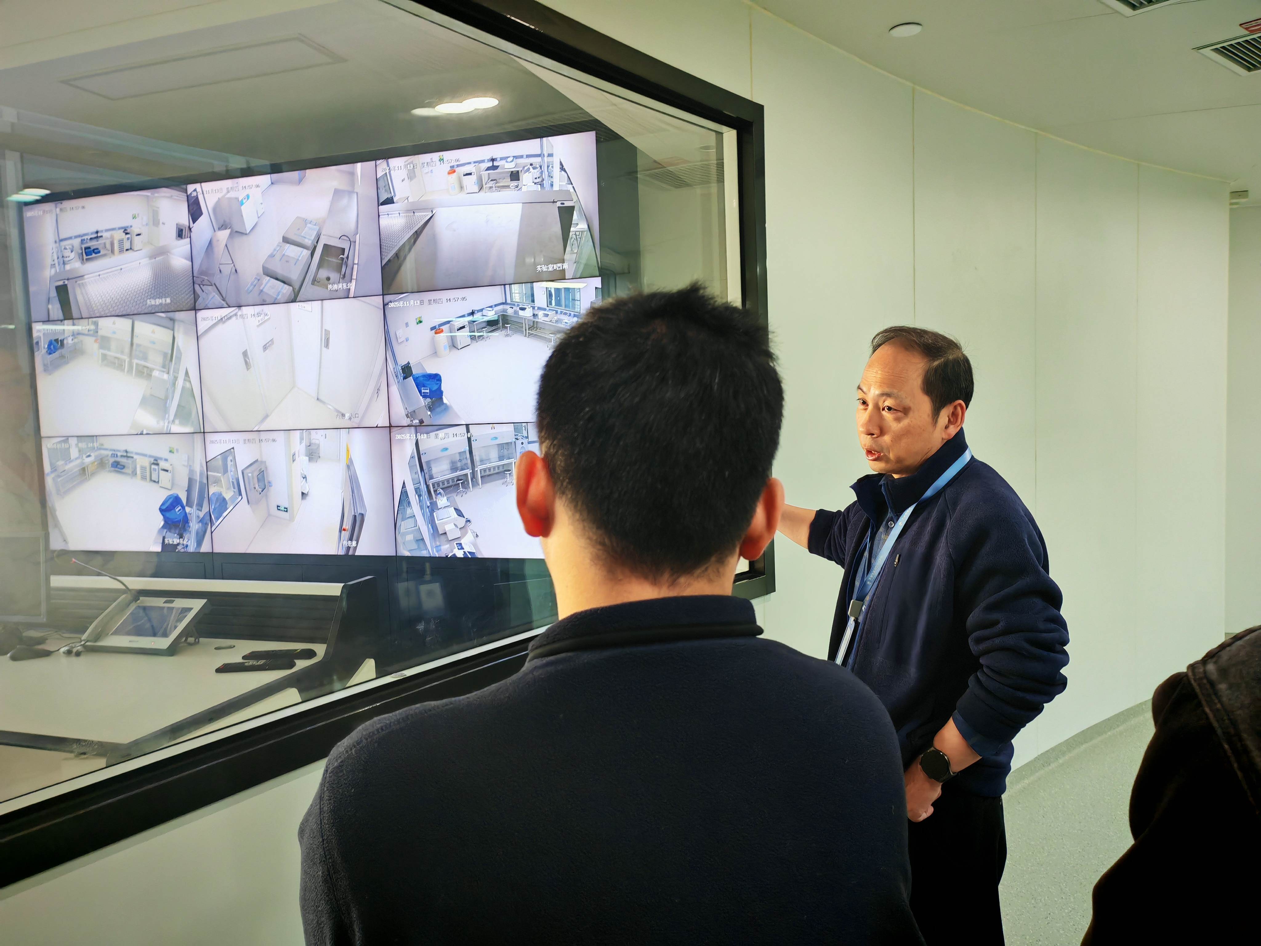 2451A0B1CF1B8BE6F68EC842FD462A0C.jpg 2451A0B1CF1B8BE6F68EC842FD462A0C.jpg