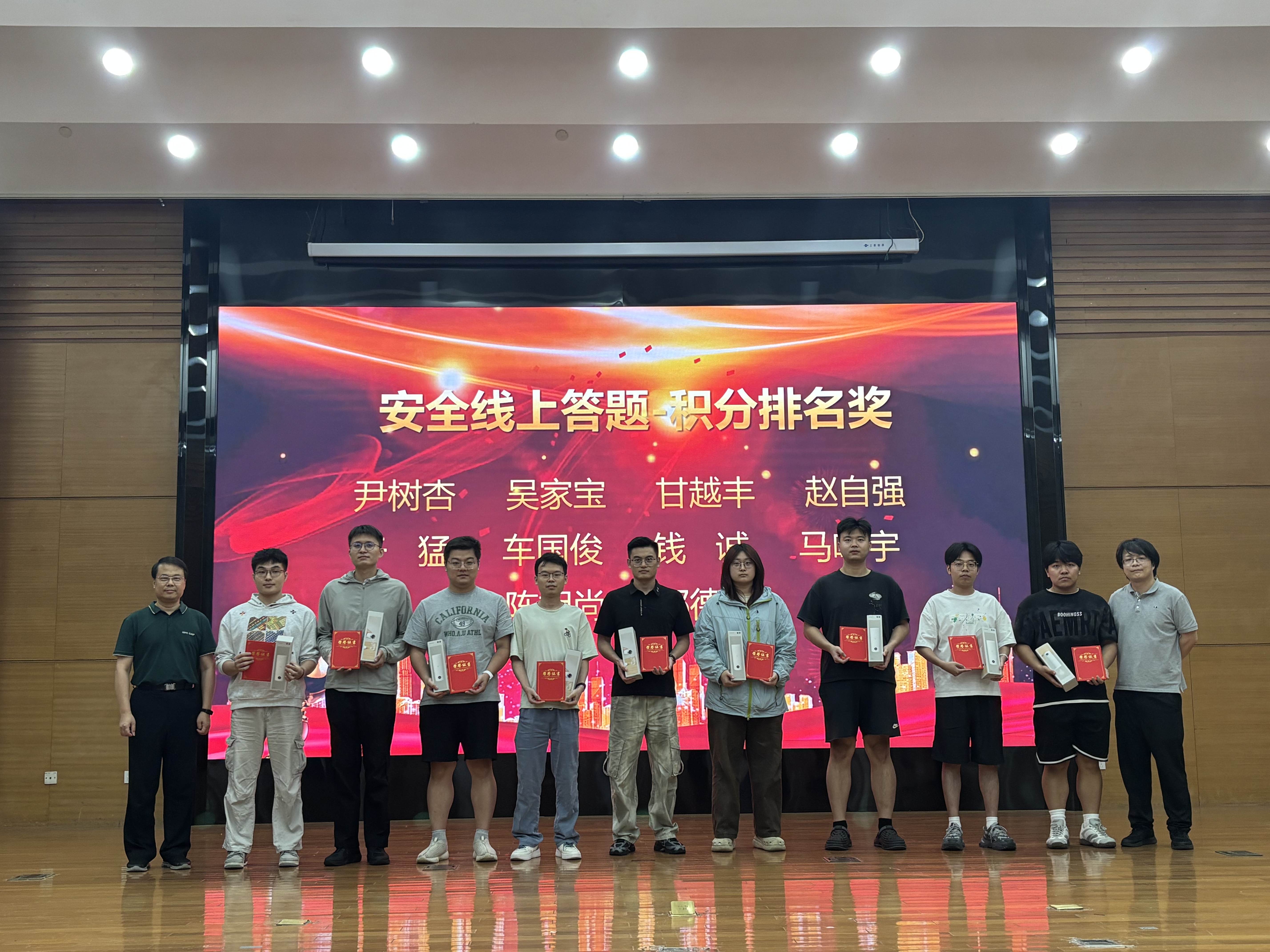 图片4.jpg 图片4.jpg
